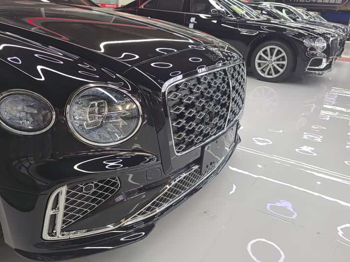 Фото 4 - Bentley Flying Spur Hybrid