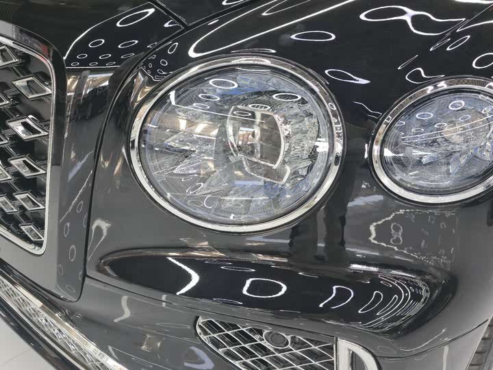 Фото 6 - Bentley Flying Spur Hybrid