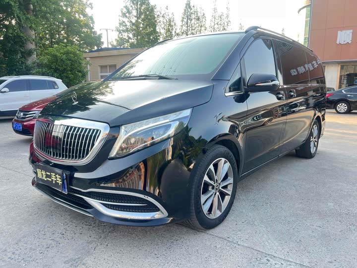 Фото 1 - Mercedes-Benz V-Class