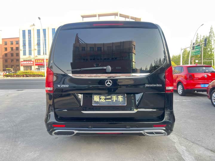 Фото 3 - Mercedes-Benz V-Class