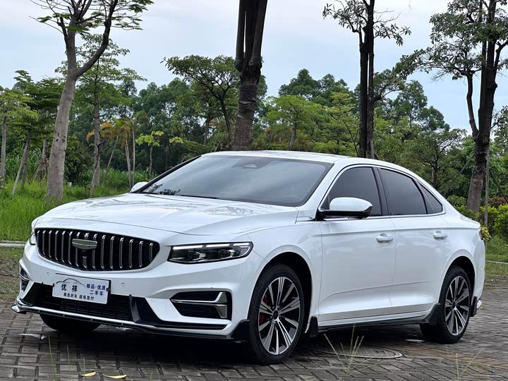 Фото 1 - Geely Preface