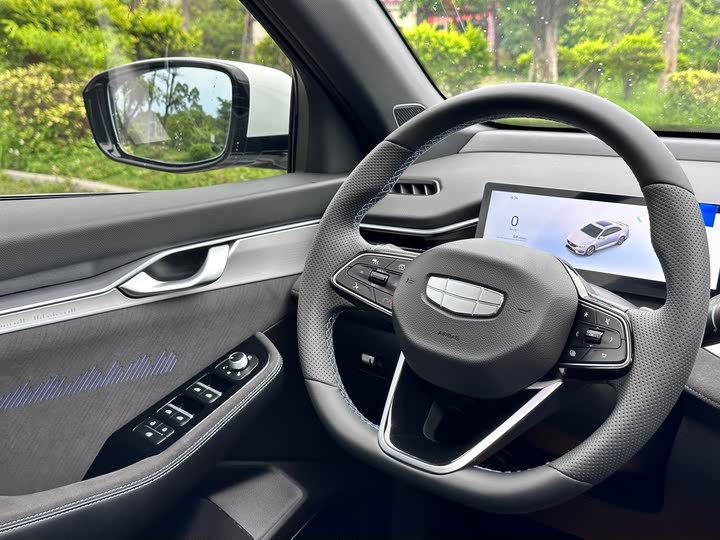 Фото 14 - Geely Preface