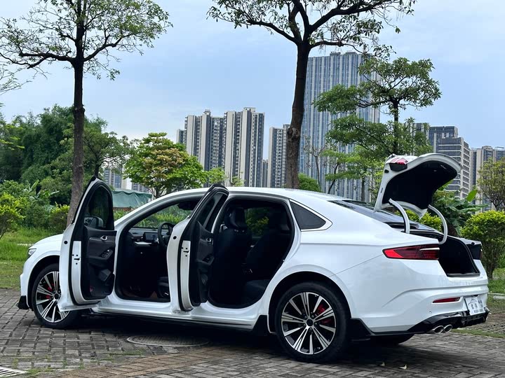 Фото 20 - Geely Preface