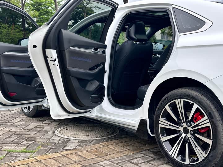 Фото 22 - Geely Preface