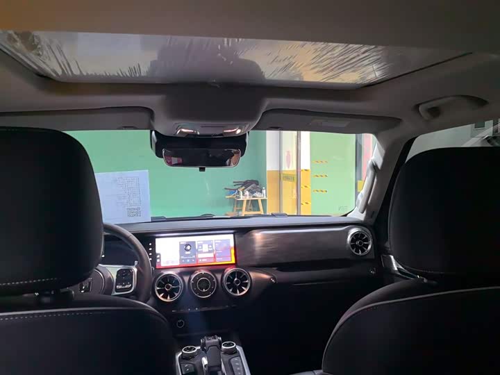 Фото 14 - Tank 300