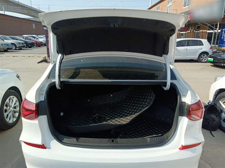 Фото 19 - Chevrolet Monza