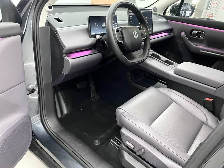 Фото 7 - Leapmotor C10