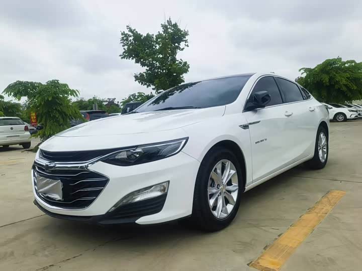 Фото 2 - Chevrolet Malibu XL