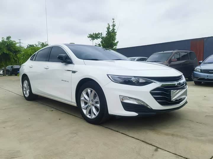 Фото 3 - Chevrolet Malibu XL