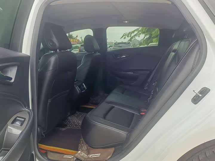 Фото 6 - Chevrolet Malibu XL