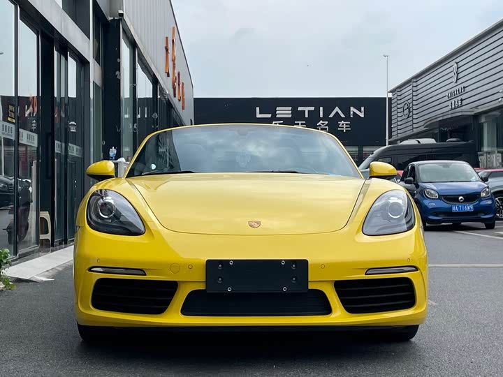 Фото 1 - Porsche 718