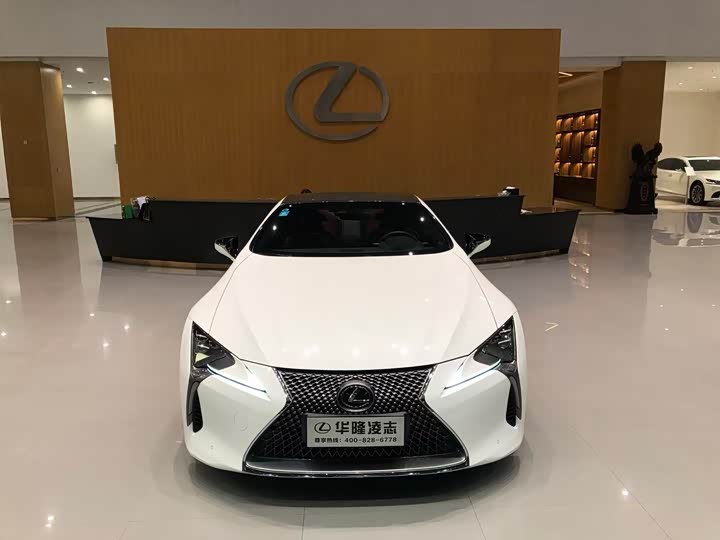 Фото 1 - Lexus LC