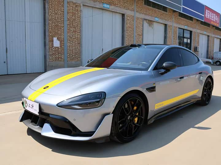 Фото 1 - Xiaomi SU7 Ultra