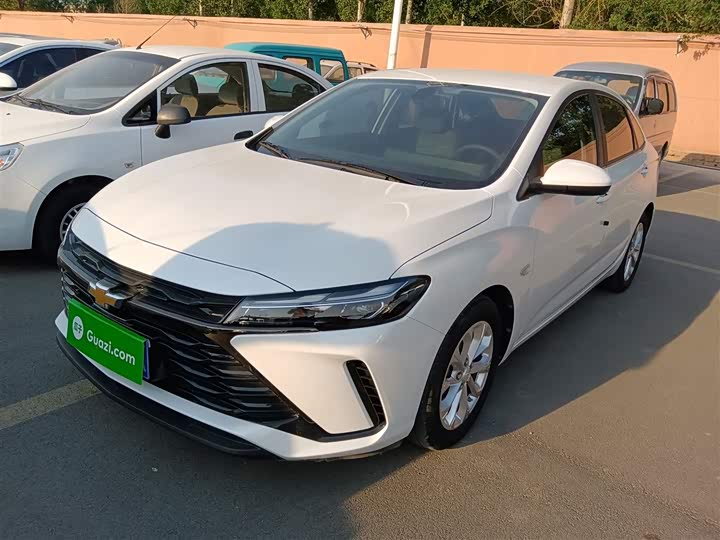 Фото 2 - Chevrolet Monza