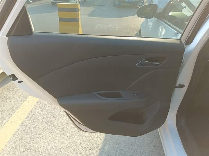 Фото 29 - Chevrolet Monza