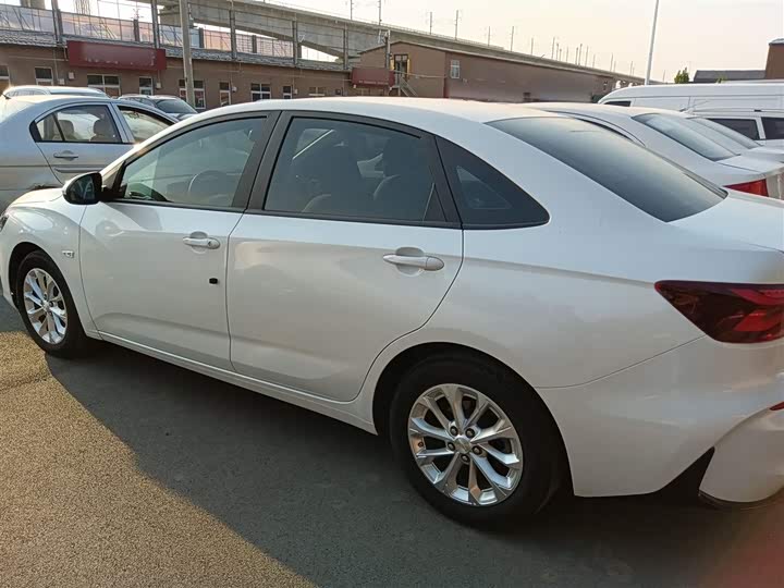 Фото 5 - Chevrolet Monza