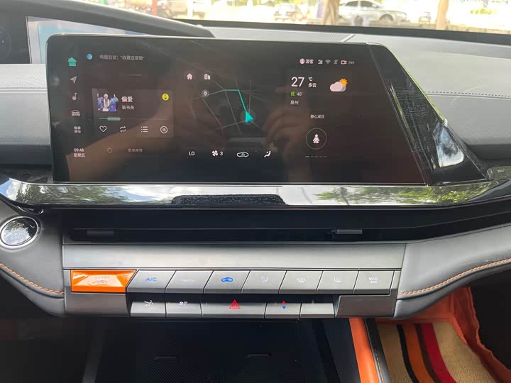 Фото 16 - Changan UNI-V