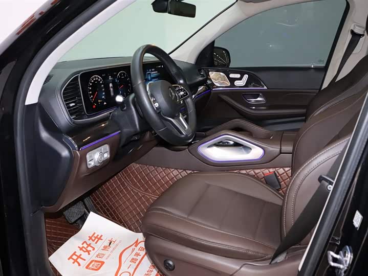 Фото 10 - Mercedes-Benz GLE-Class