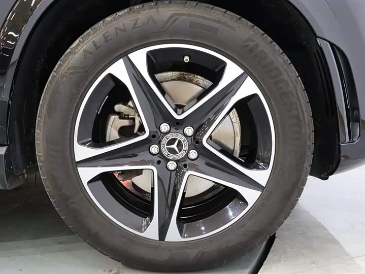 Фото 8 - Mercedes-Benz GLE-Class