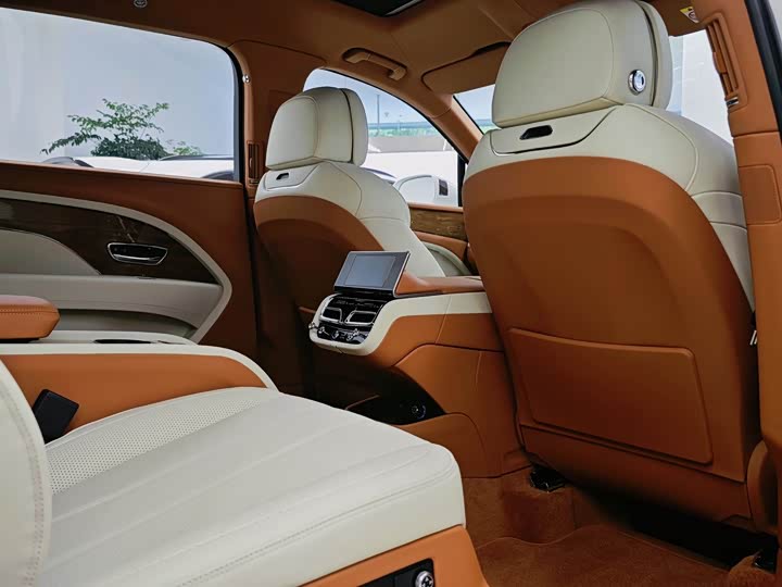 Фото 4 - Bentley Bentayga