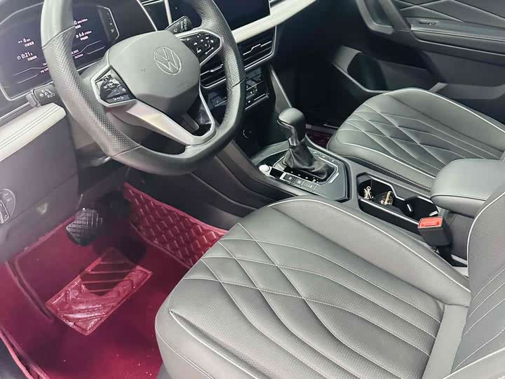 Фото 7 - Volkswagen Tiguan L Hybrid