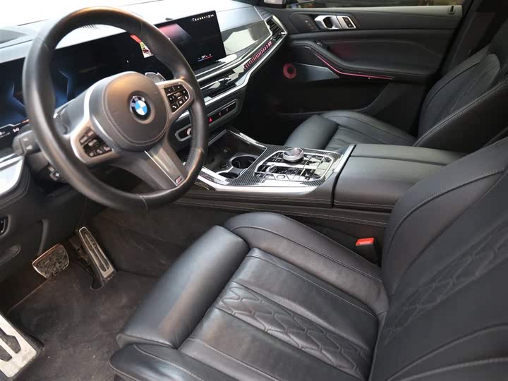 Фото 8 - BMW X7