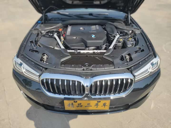 Фото 15 - BMW 5 Series