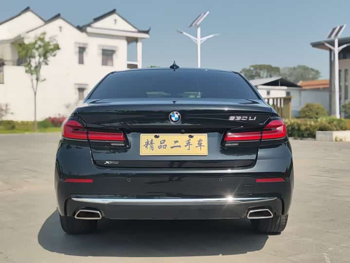 Фото 5 - BMW 5 Series