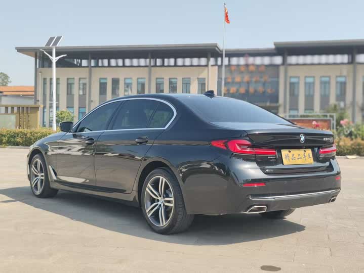 Фото 7 - BMW 5 Series