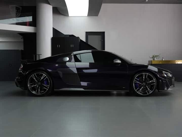 Фото 7 - Audi R8