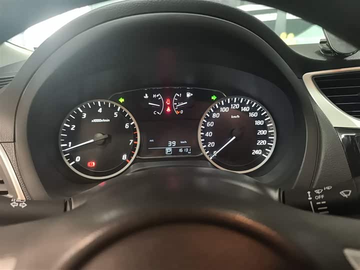 Фото 12 - Nissan Sylphy