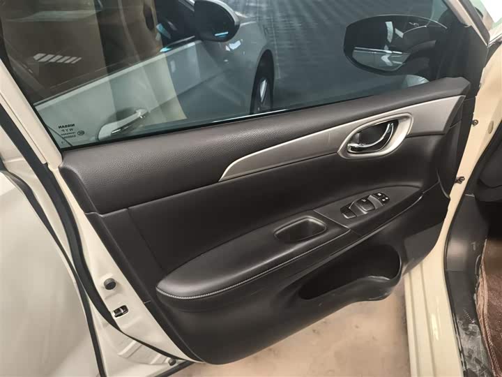 Фото 28 - Nissan Sylphy