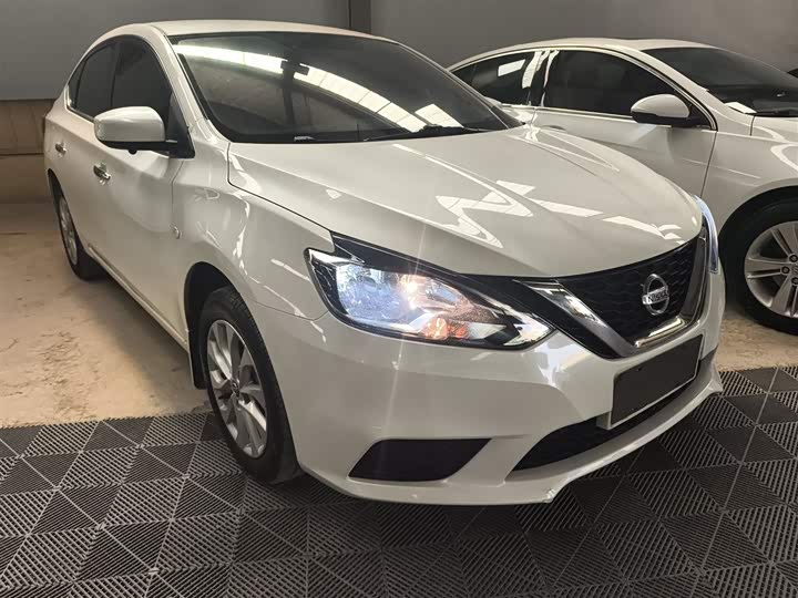 Фото 4 - Nissan Sylphy