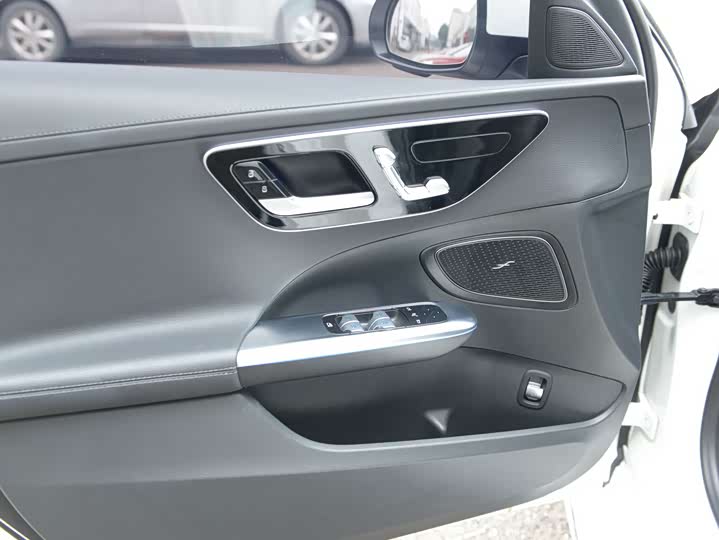 Фото 20 - Mercedes-Benz C-Class