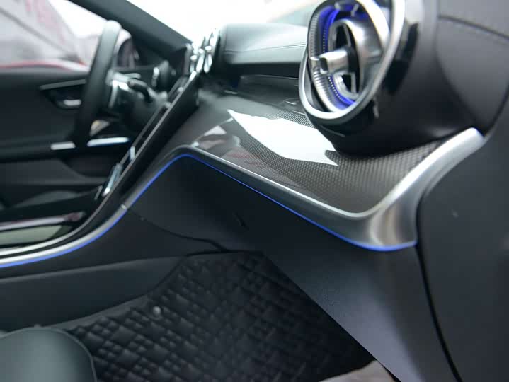 Фото 8 - Mercedes-Benz C-Class