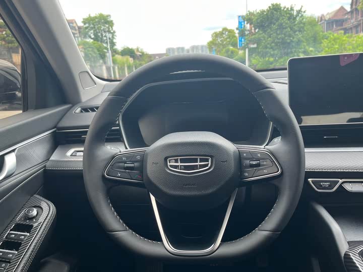 Фото 10 - Geely Preface