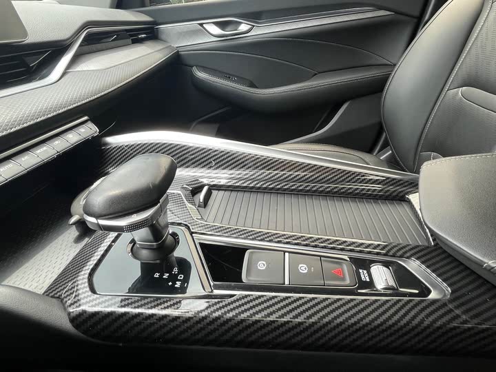 Фото 11 - Geely Preface