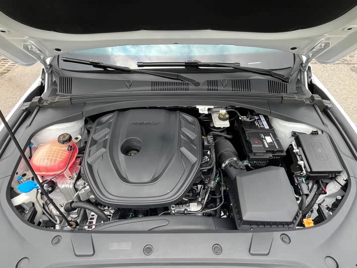 Фото 16 - Geely Preface