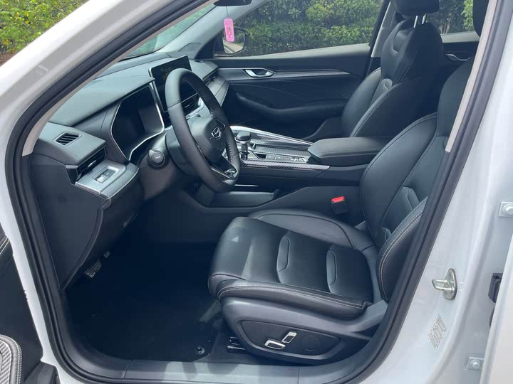 Фото 5 - Geely Preface