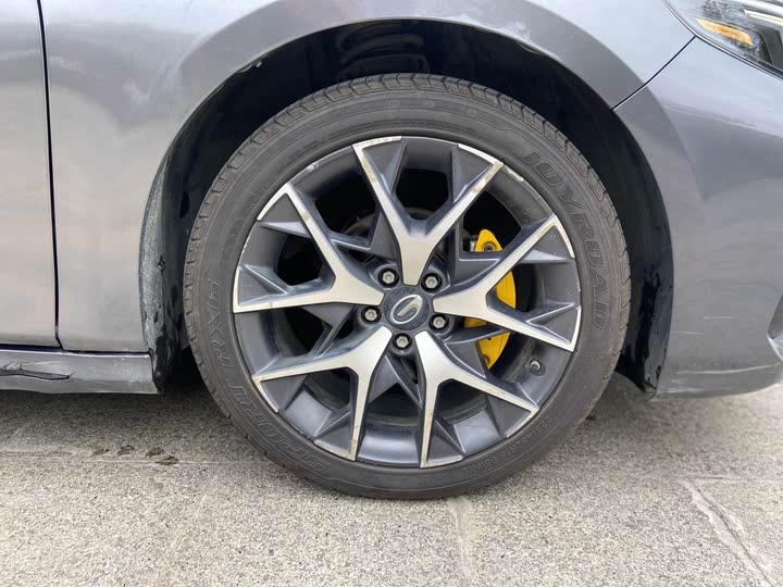 Фото 21 - GAC Trumpchi Empow R