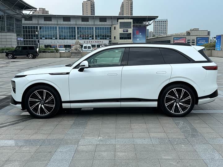 Фото 2 - XPeng G9