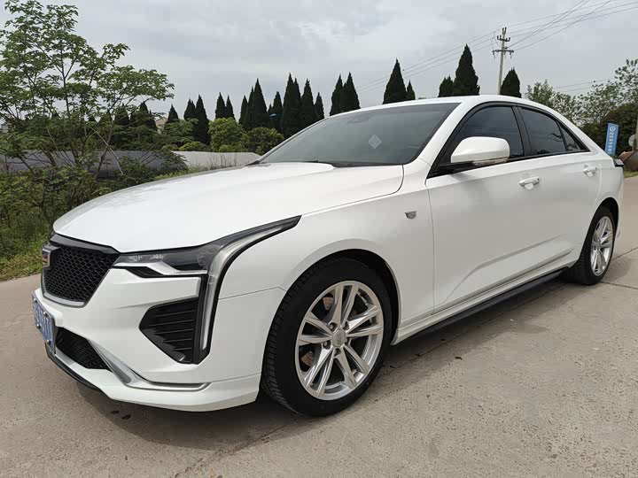 Фото 2 - Cadillac CT4