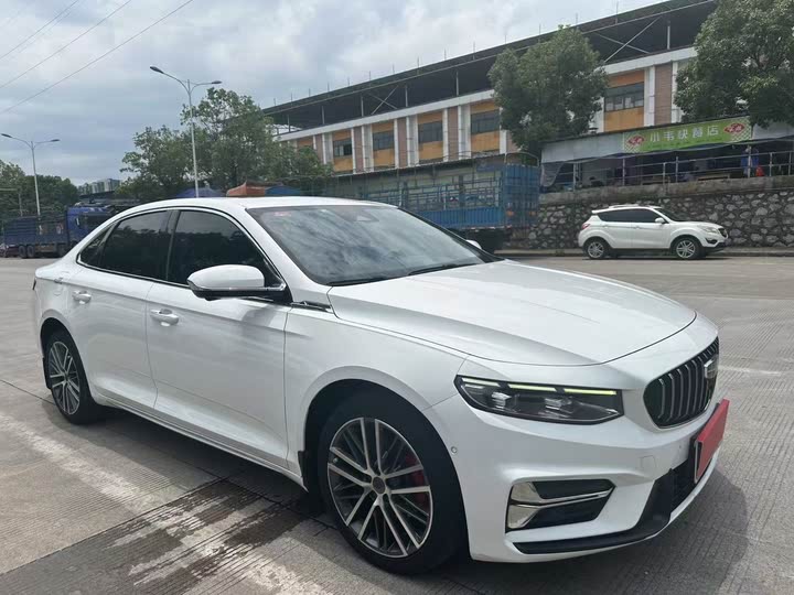 Фото 1 - Geely Preface