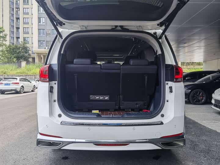 Фото 30 - GAC Trumpchi M8