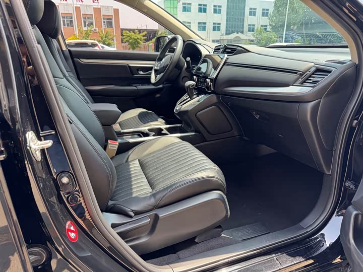 Фото 11 - Honda CR-V