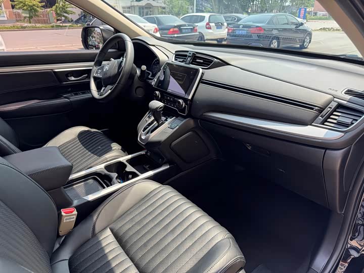 Фото 12 - Honda CR-V