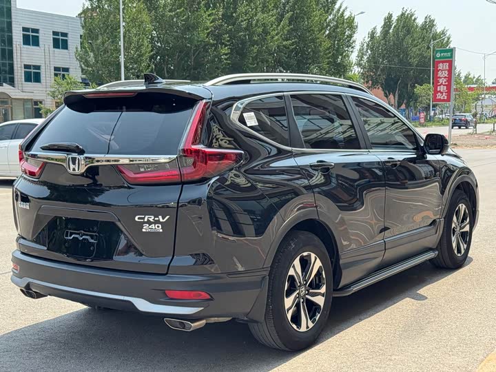 Фото 6 - Honda CR-V