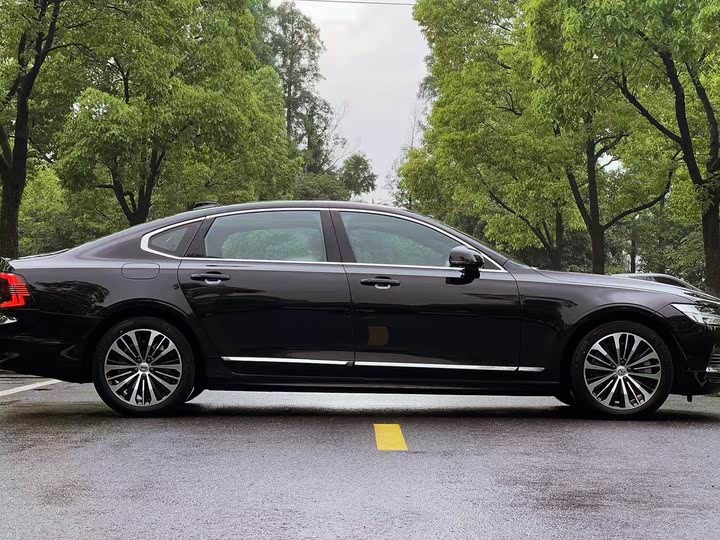 Фото 4 - Volvo S90 Hybrid
