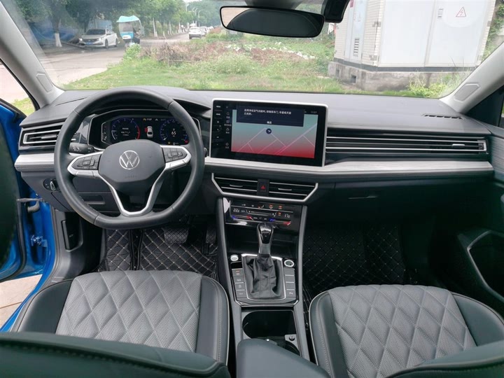 Фото 10 - Volkswagen Sagitar L