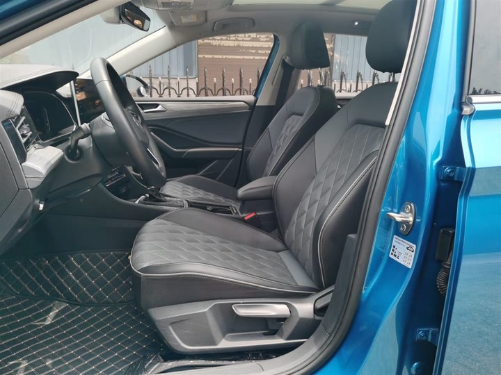 Фото 15 - Volkswagen Sagitar L